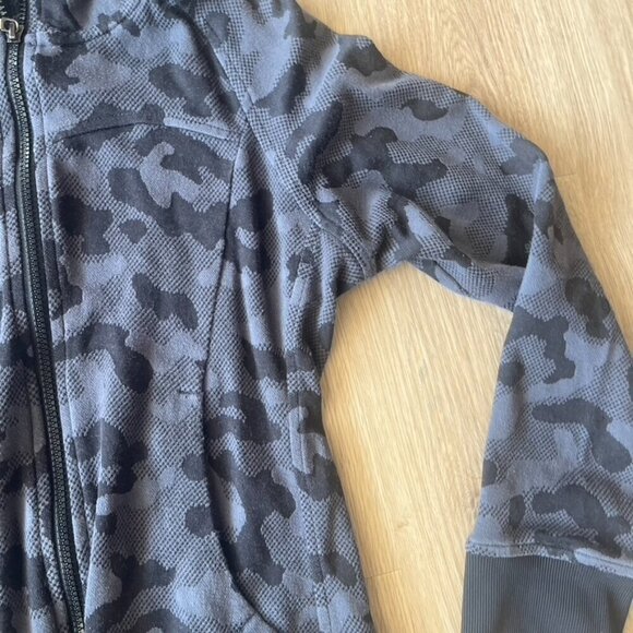 Zyia Active Zipup Hoodie Sweatshirt Gray Black Camo Small - Picture 5 of 10